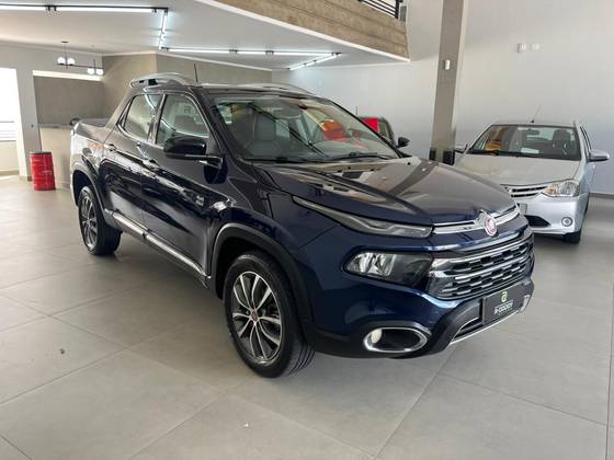 FIAT TORO 2.0 16V TURBO DIESEL VOLCANO 4WD AT9